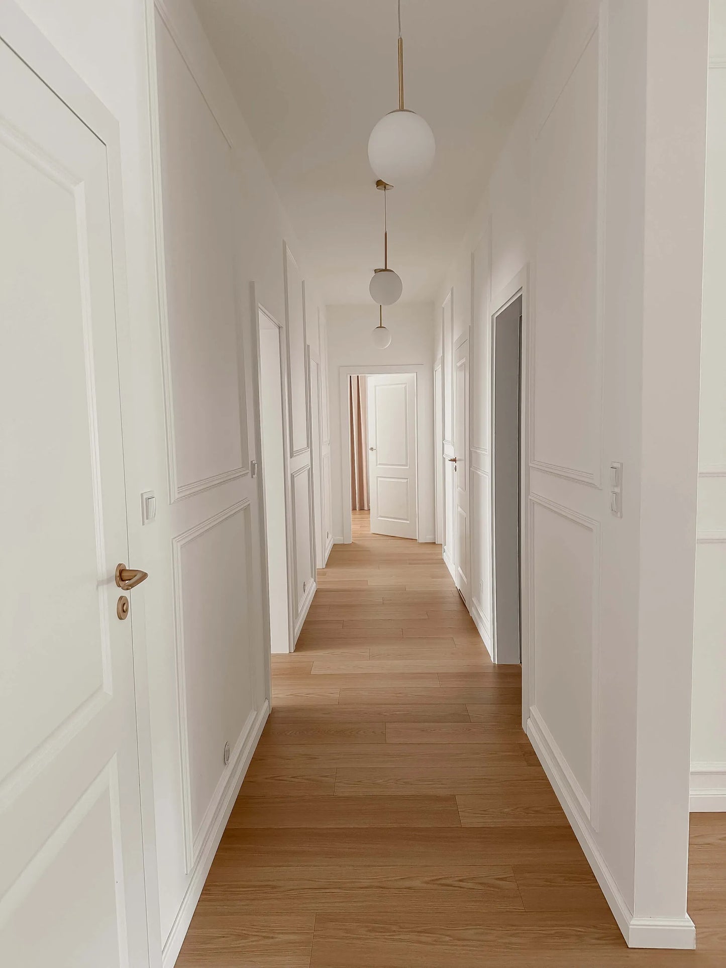 Plinta decorativa din polimer rigid MD360