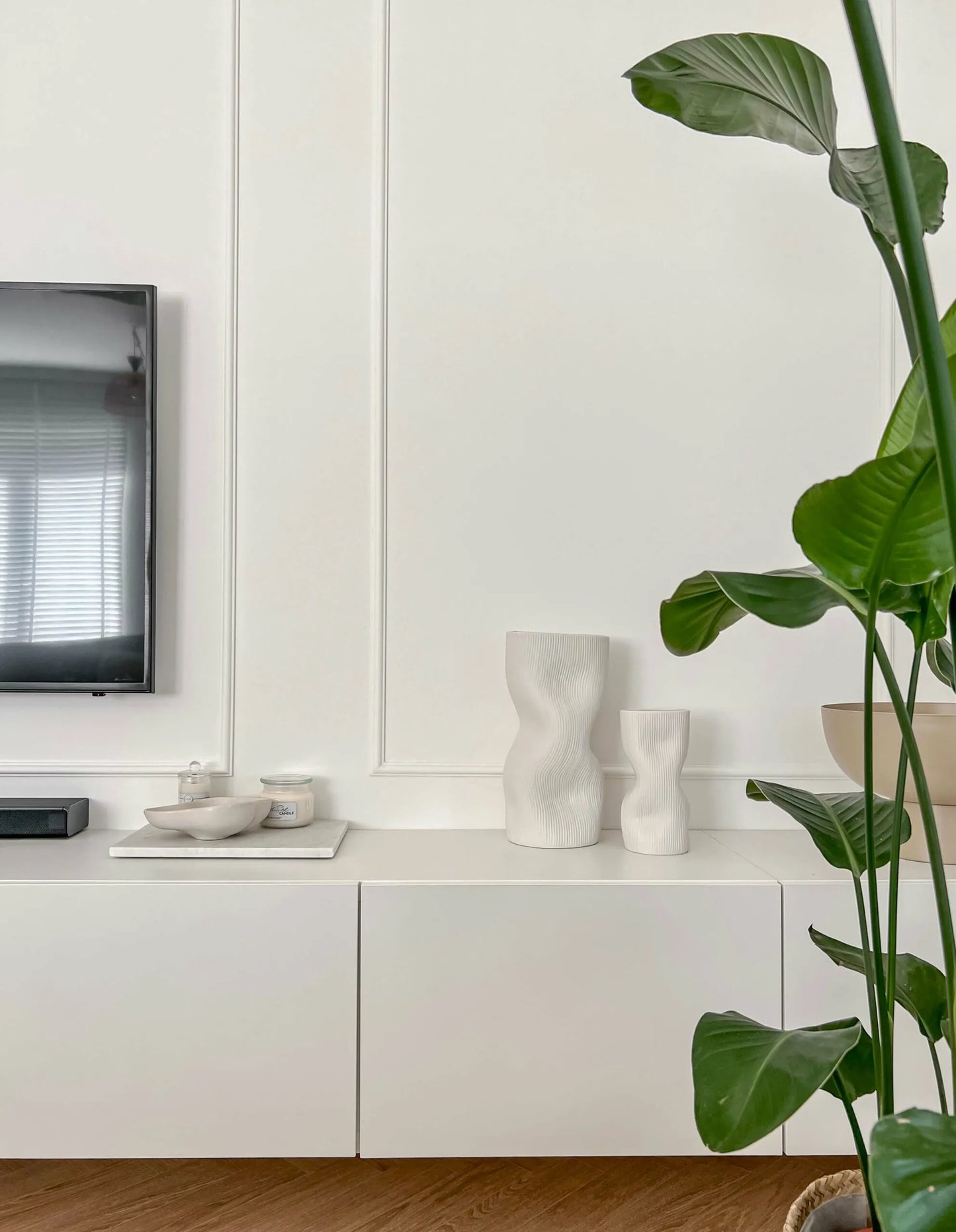 Bagheta decorativa din polimer rigid MD002